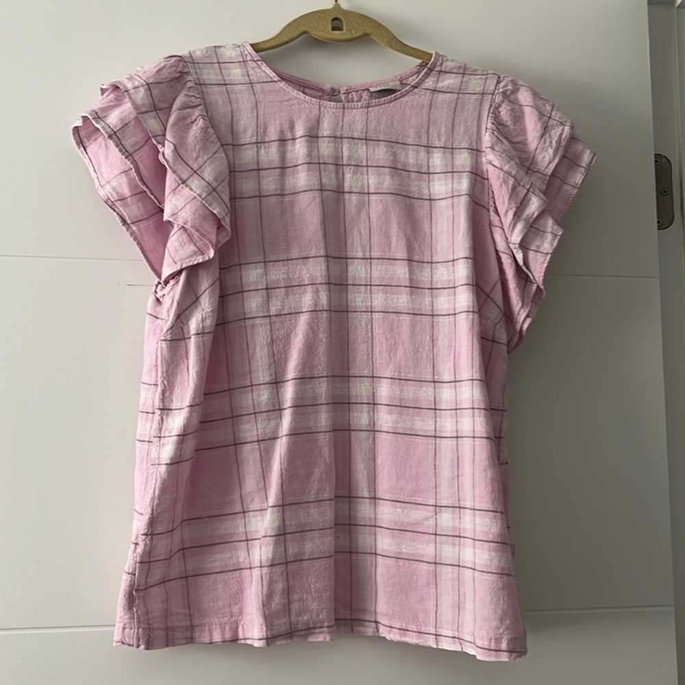 Pink plaid ruffle sleeves